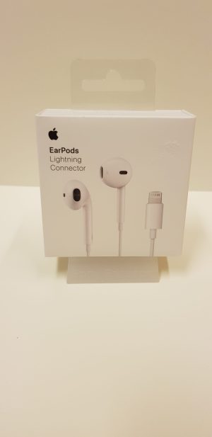 EarPods LIghtning Connector